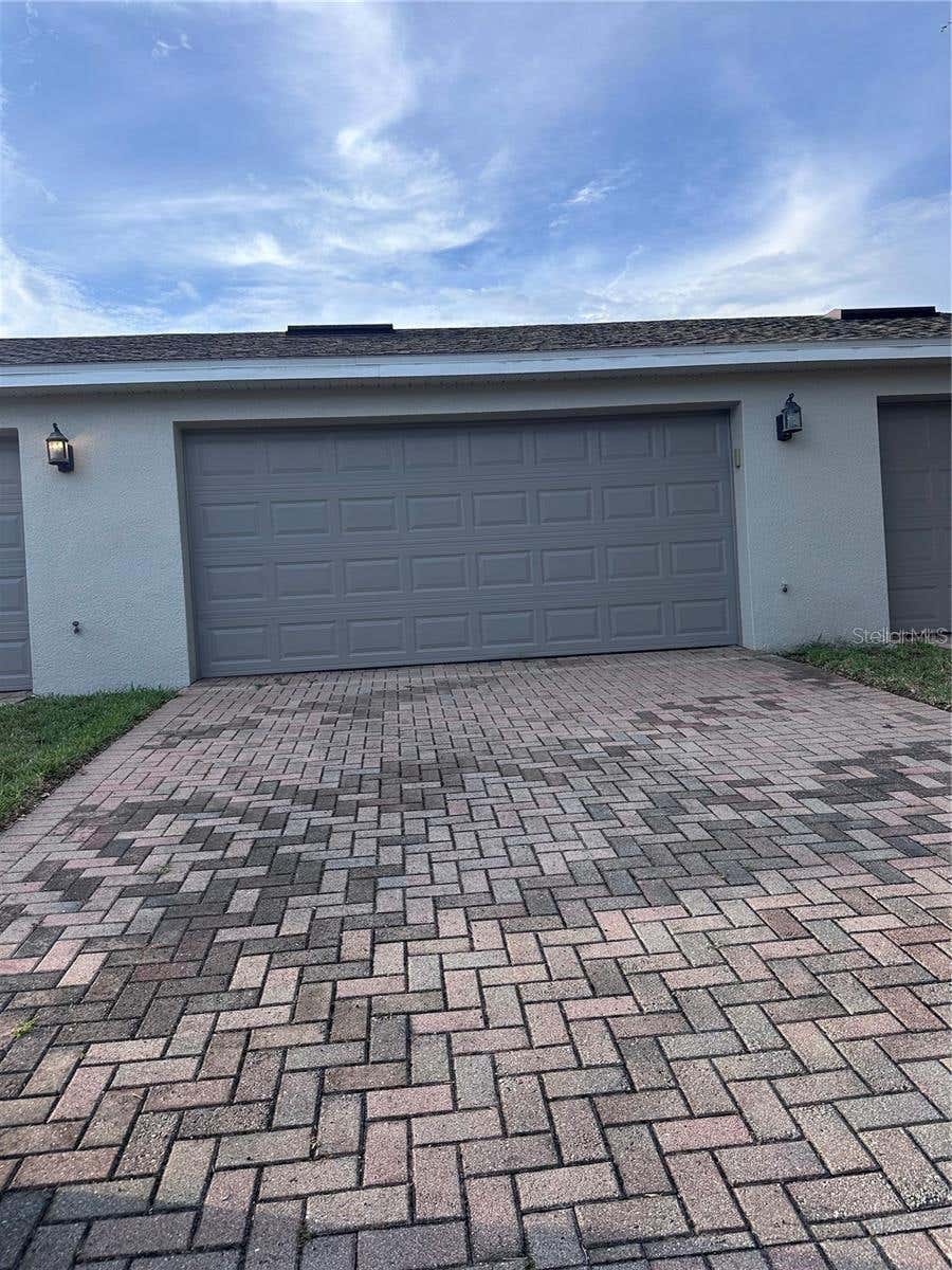 Photo of 11932 Deer Path Way, Orlando, FL 32832 (MLS # O6421076)