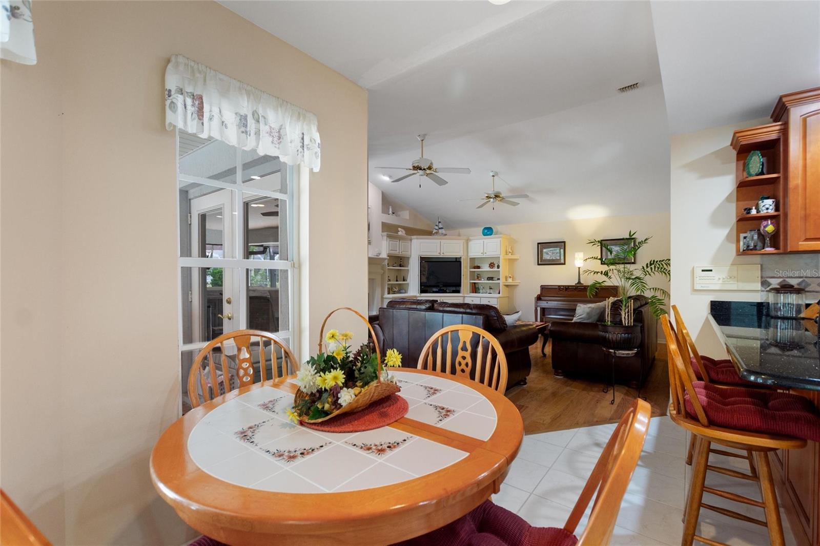 EMERALD RIDGE - Residential
