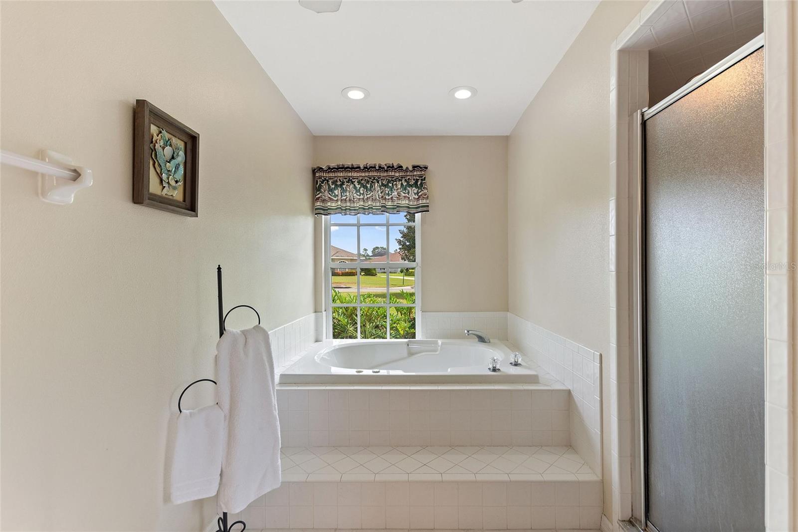 EMERALD RIDGE - Residential
