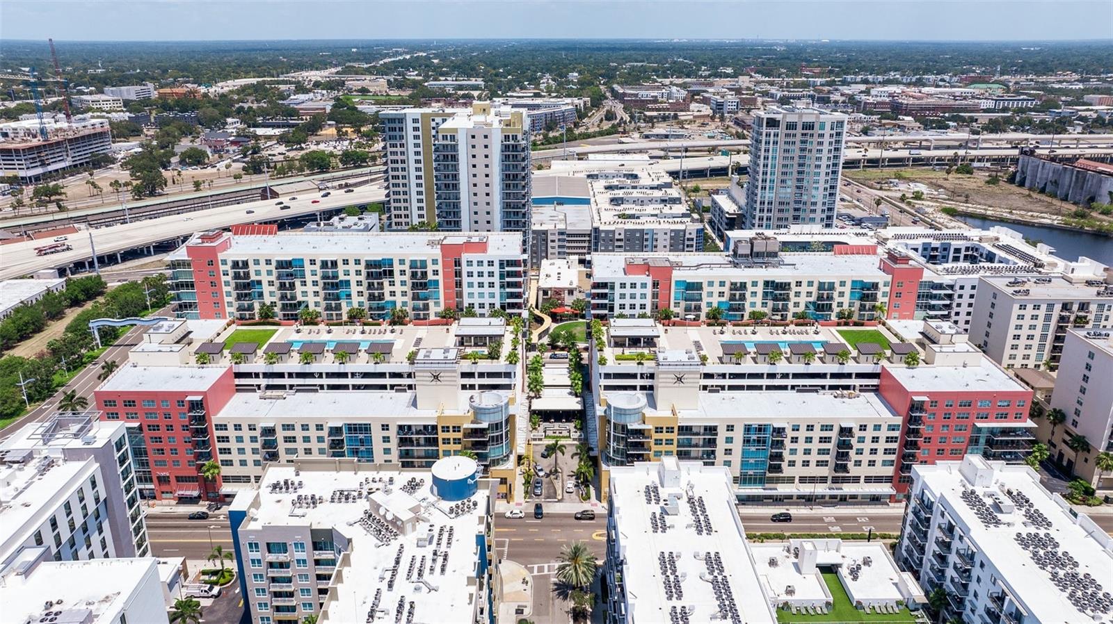 1208 E KENNEDY BOULEVARD 831