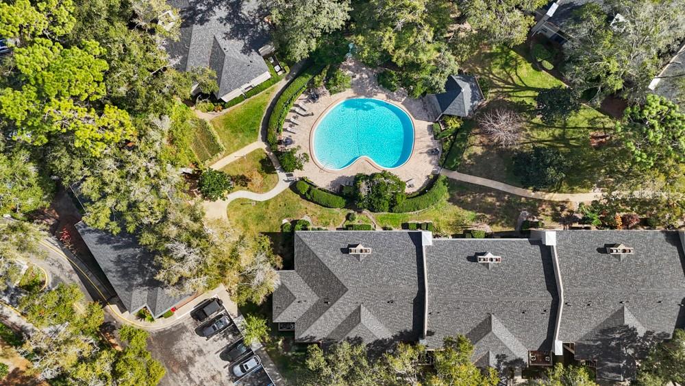 KENSINGTON PARK CONDO - Residential