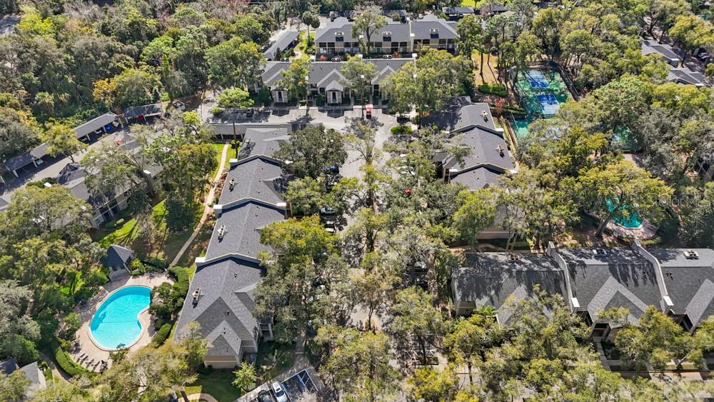 KENSINGTON PARK CONDO - Residential