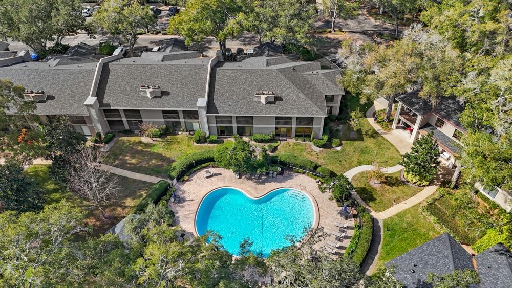 KENSINGTON PARK CONDO - Residential