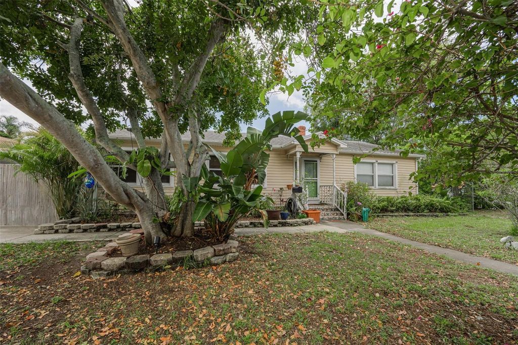 Photo of 4994 17th Avenue N, St Petersburg, FL 33710 (MLS # TB8512149)
