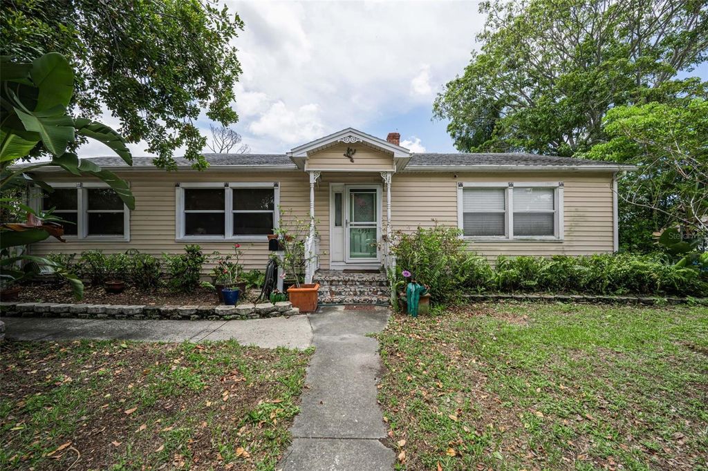 Photo of 4994 17th Avenue N, St Petersburg, FL 33710 (MLS # TB8512149)