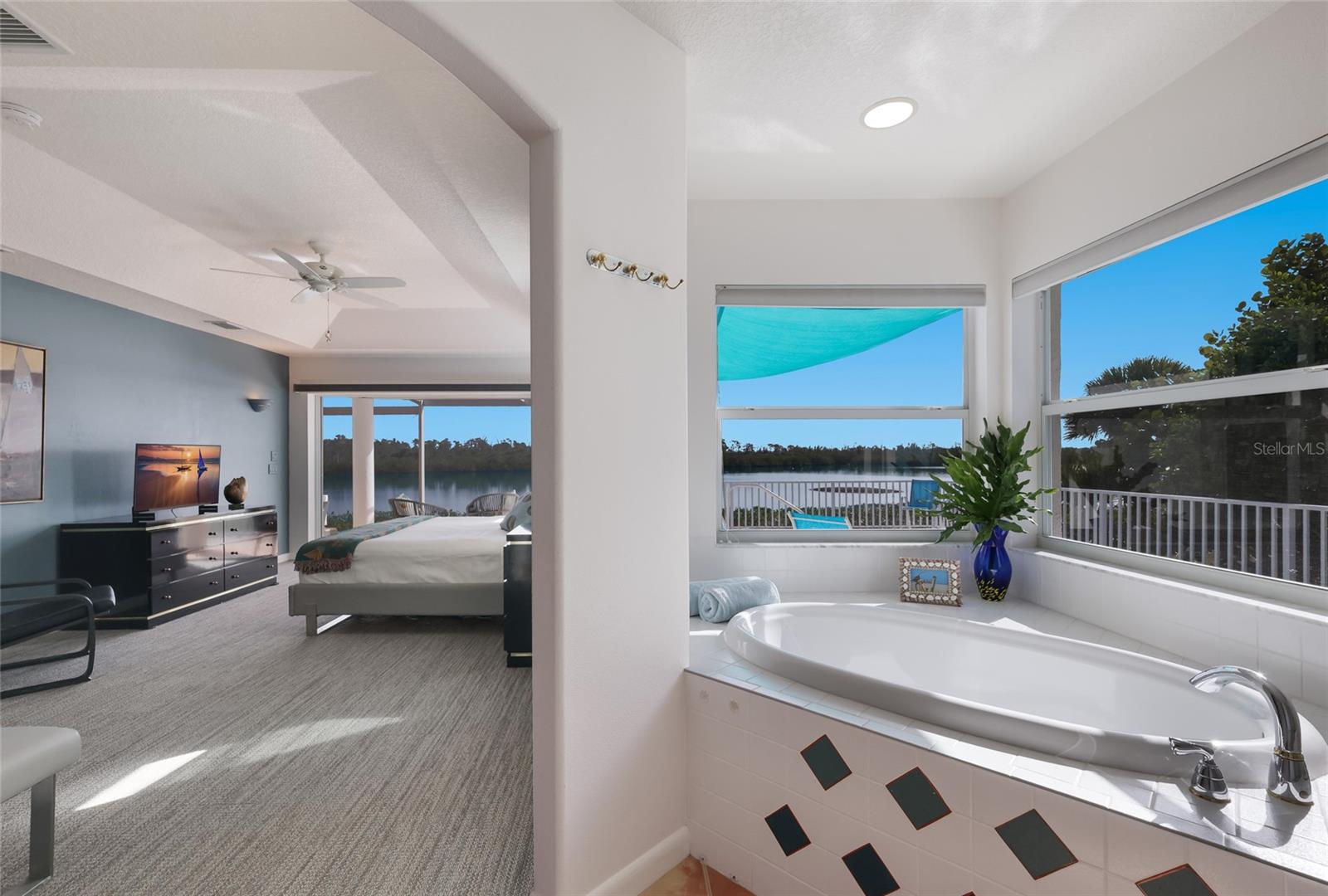 CAPE HAZE WINDWARD - Residential