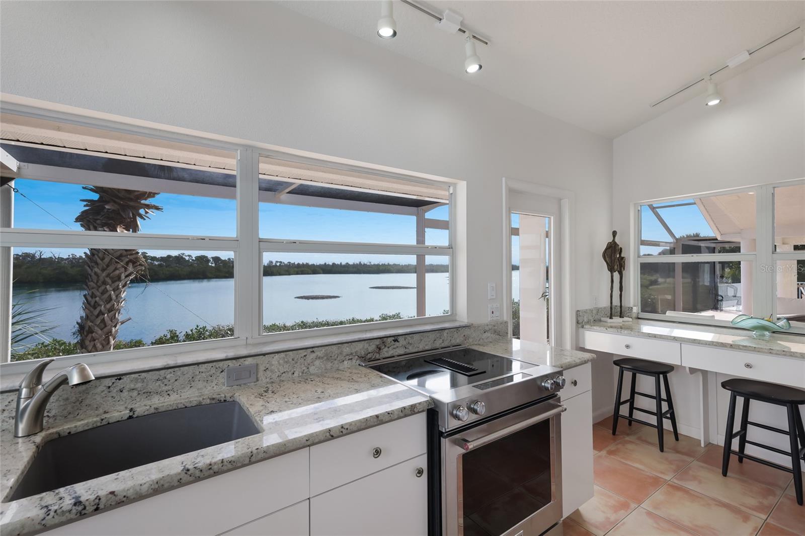 CAPE HAZE WINDWARD - Residential