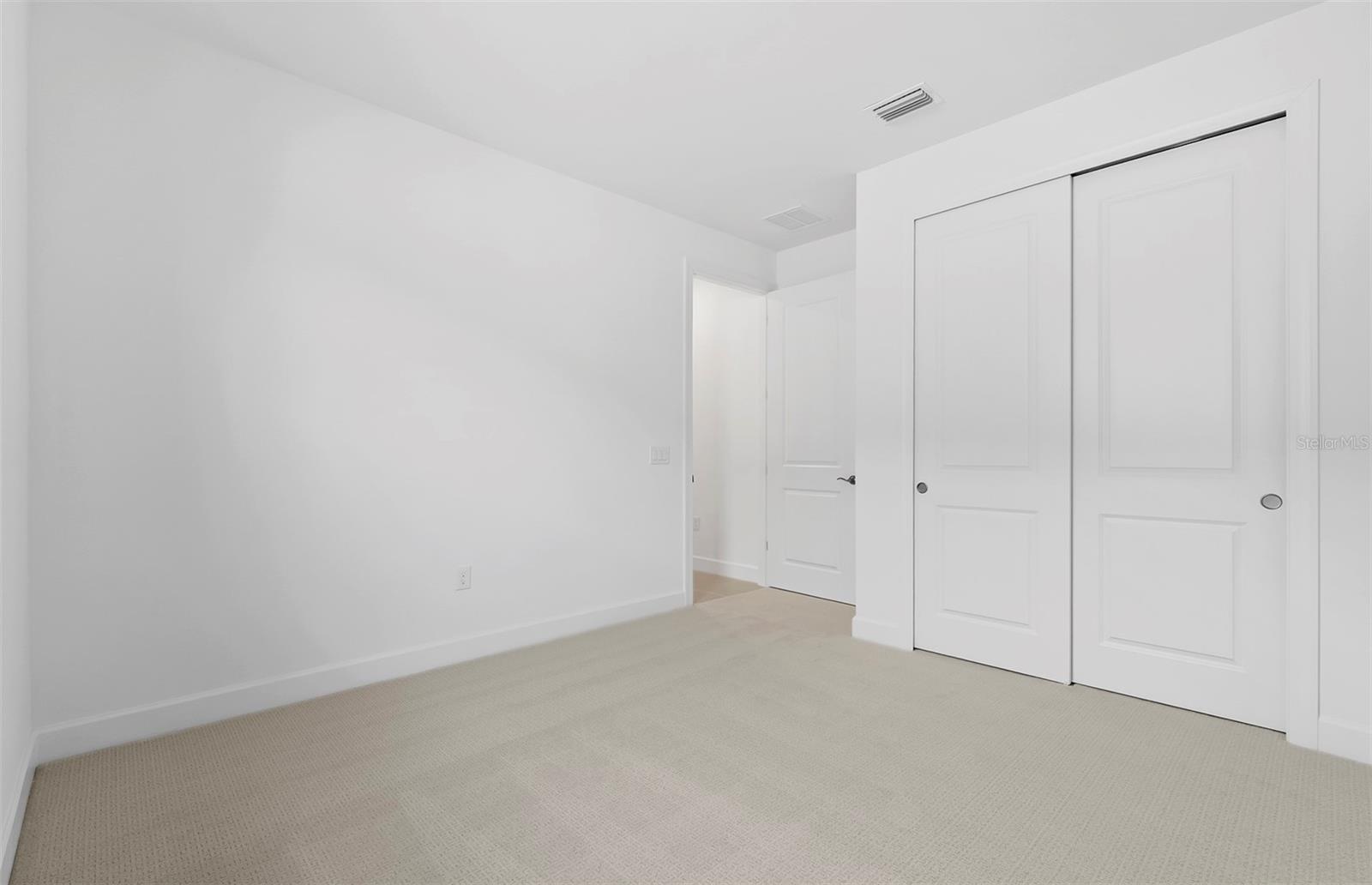 ARBOR OAKS AT THE WOODLANDS - Residential