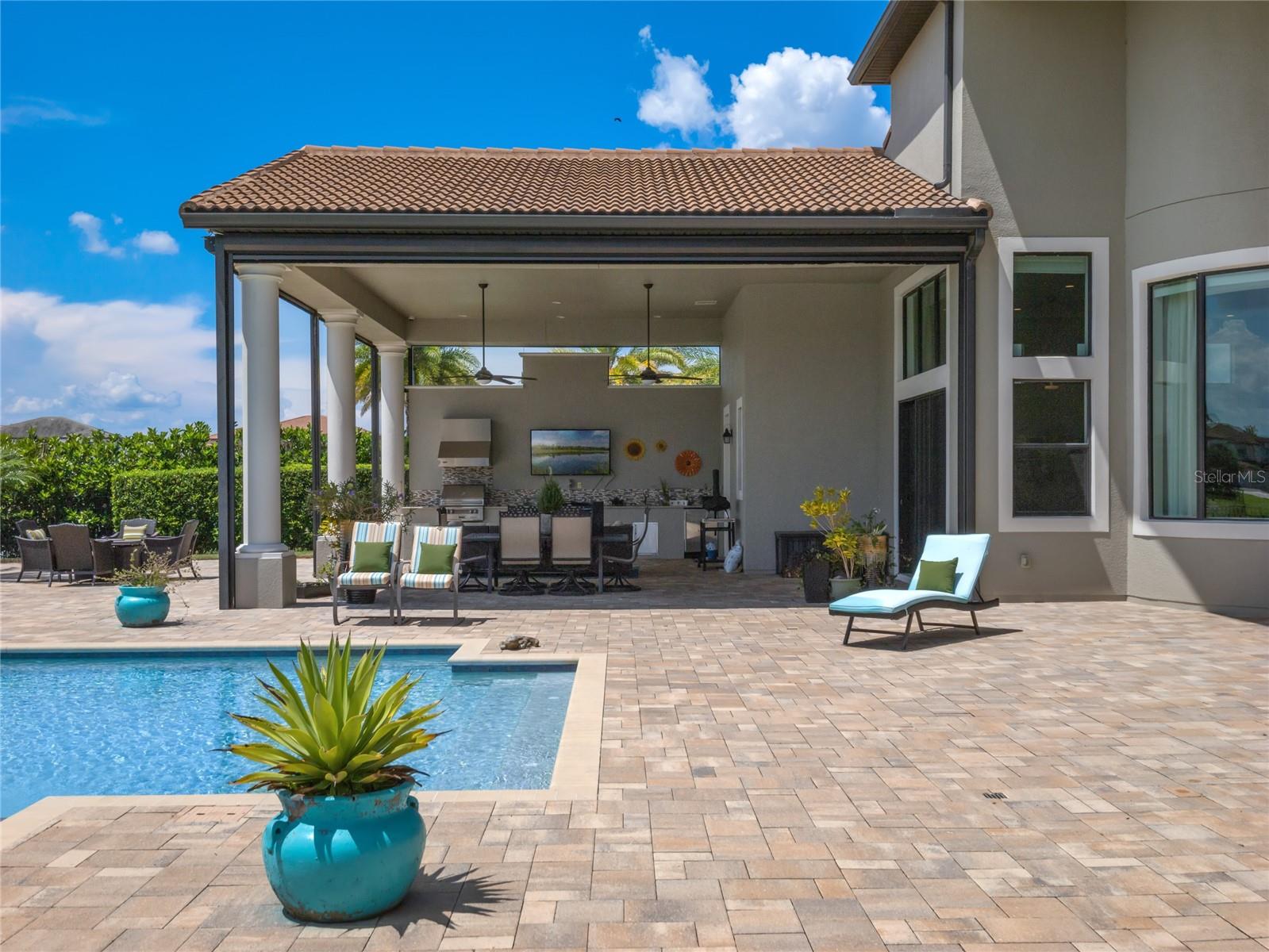 CASABELLA PH 2 - Residential