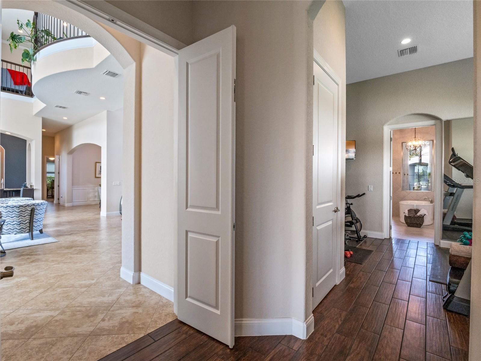 CASABELLA PH 2 - Residential