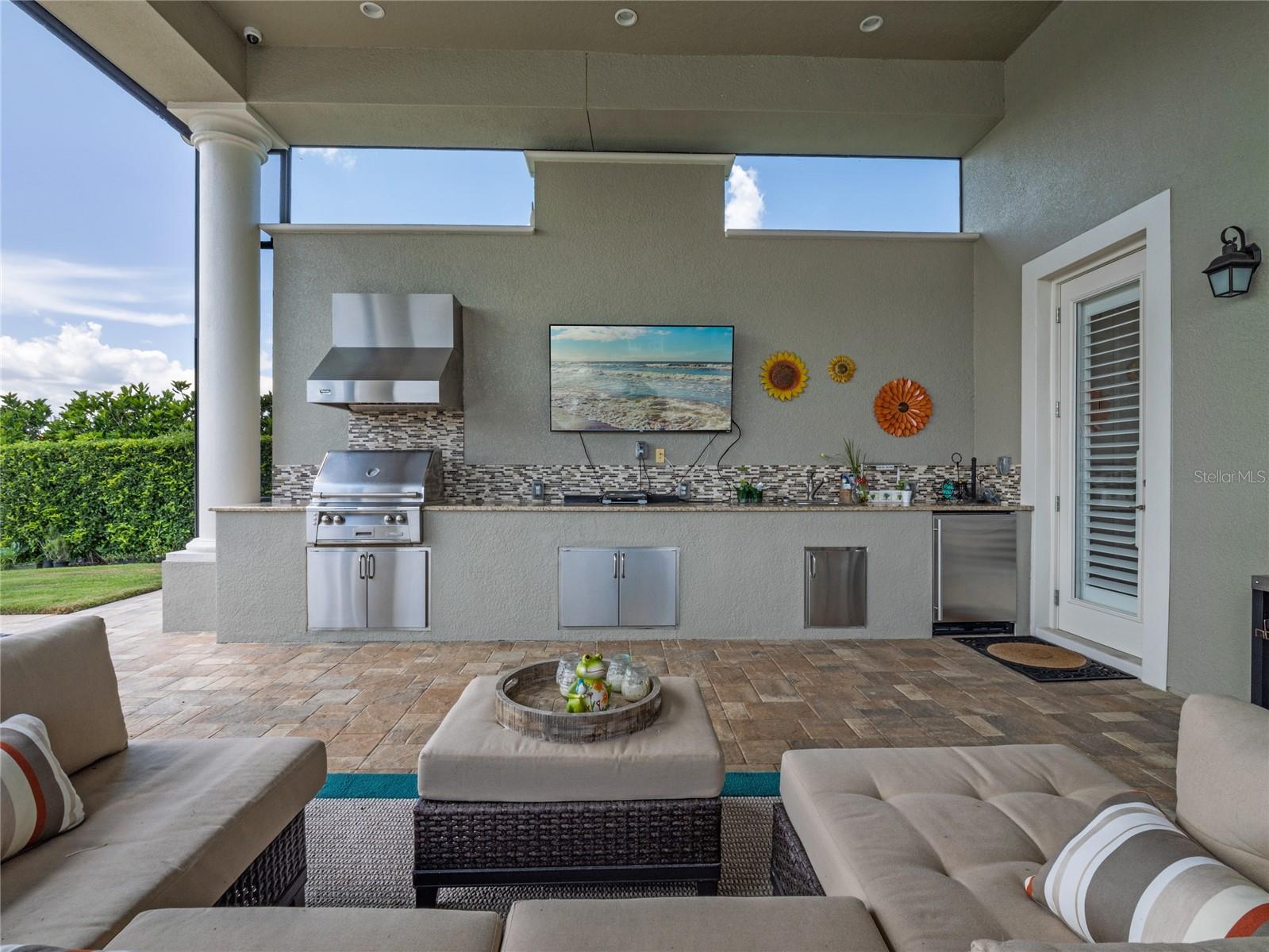 CASABELLA PH 2 - Residential