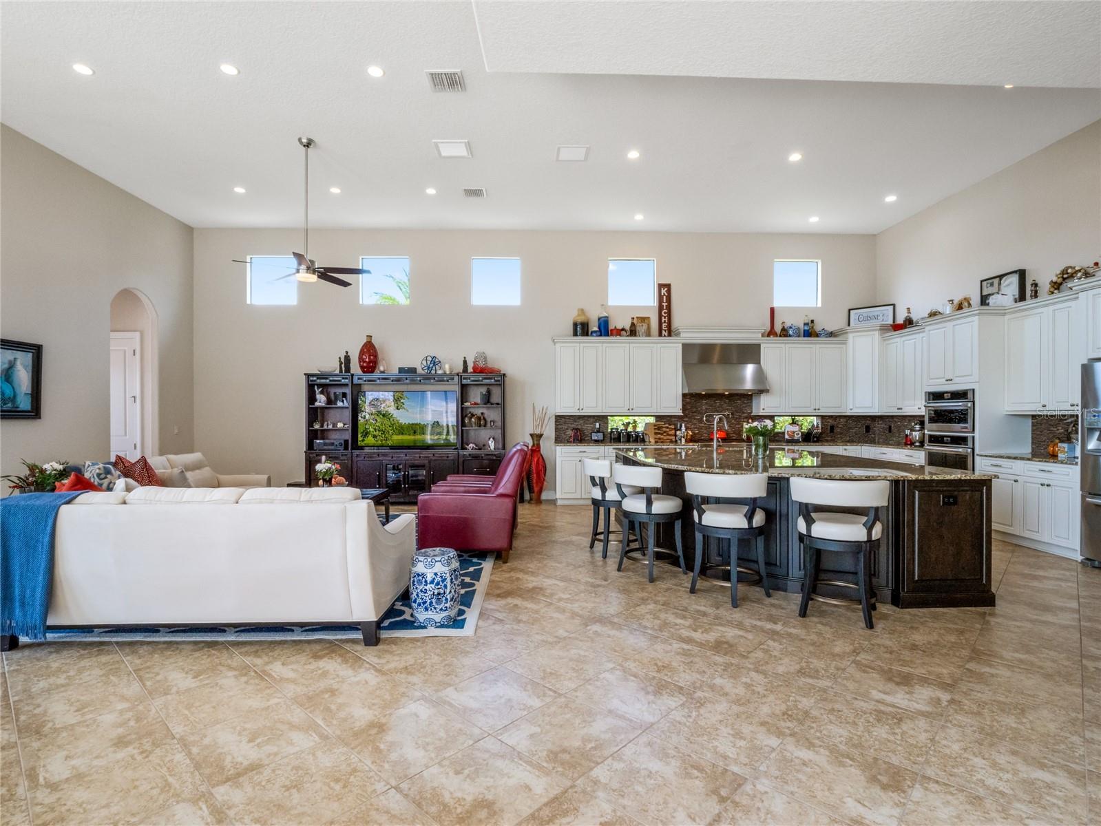 CASABELLA PH 2 - Residential