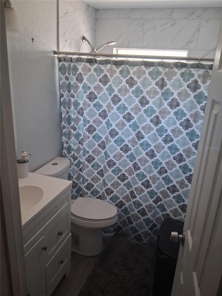 PALM LAKES ESTATES - Residential