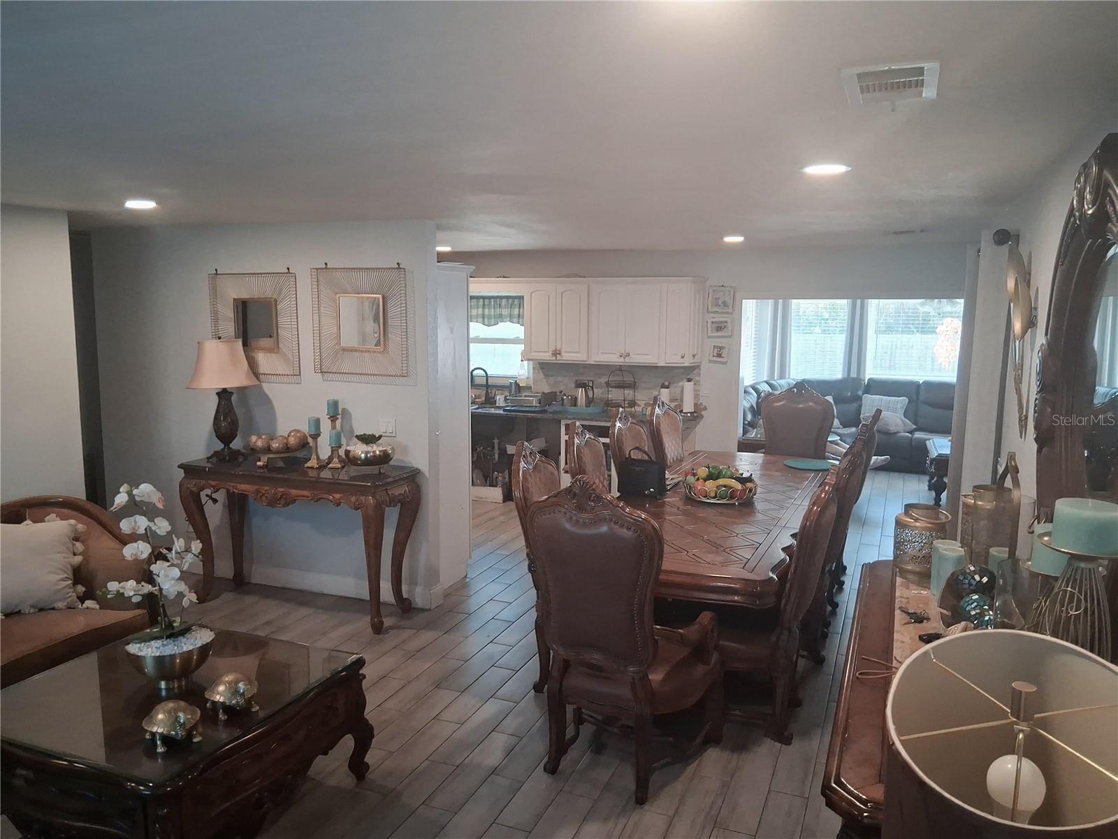 1722 BONNEVILLE DRIVE