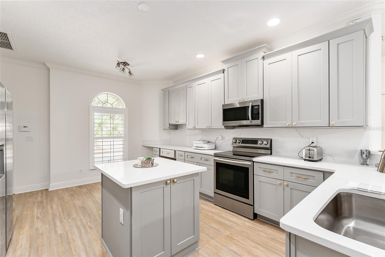 HEATH BROOK HILLS - Residential Lease