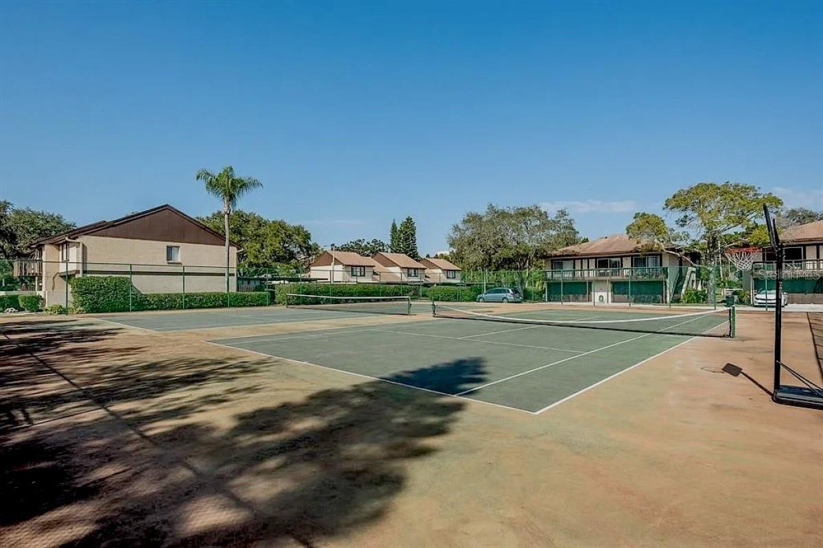 EASTWOOD SHORES 4 PH 1 - Residential