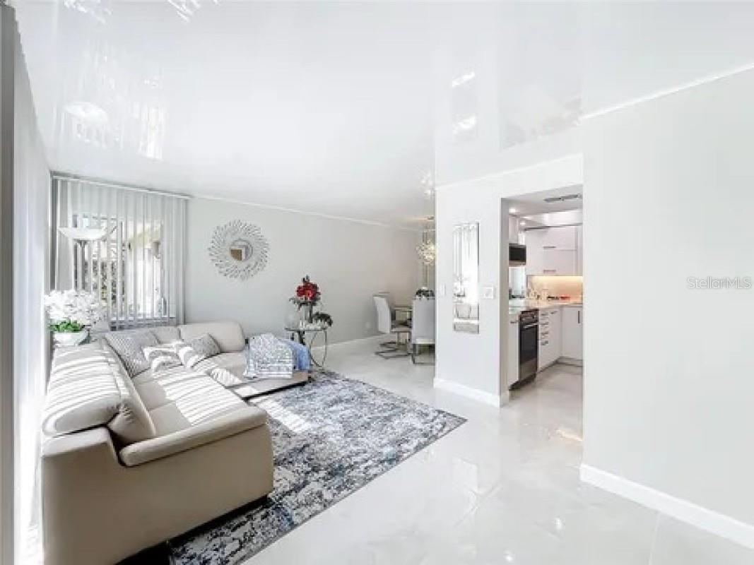 EASTWOOD SHORES 4 PH 1 - Residential