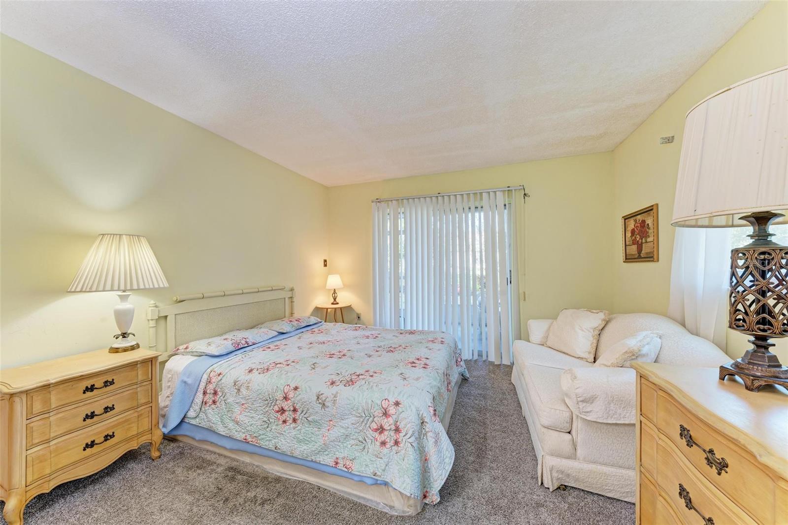 BAYSHORE ON THE LAKE APTS II SEC 3 - Residential