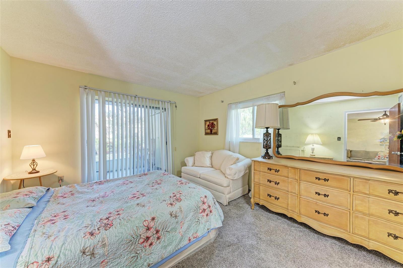 BAYSHORE ON THE LAKE APTS II SEC 3 - Residential