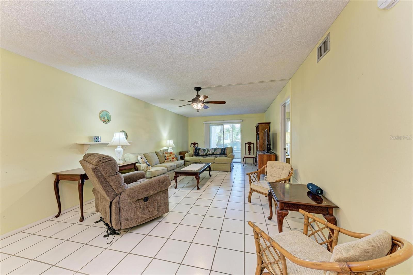 BAYSHORE ON THE LAKE APTS II SEC 3 - Residential