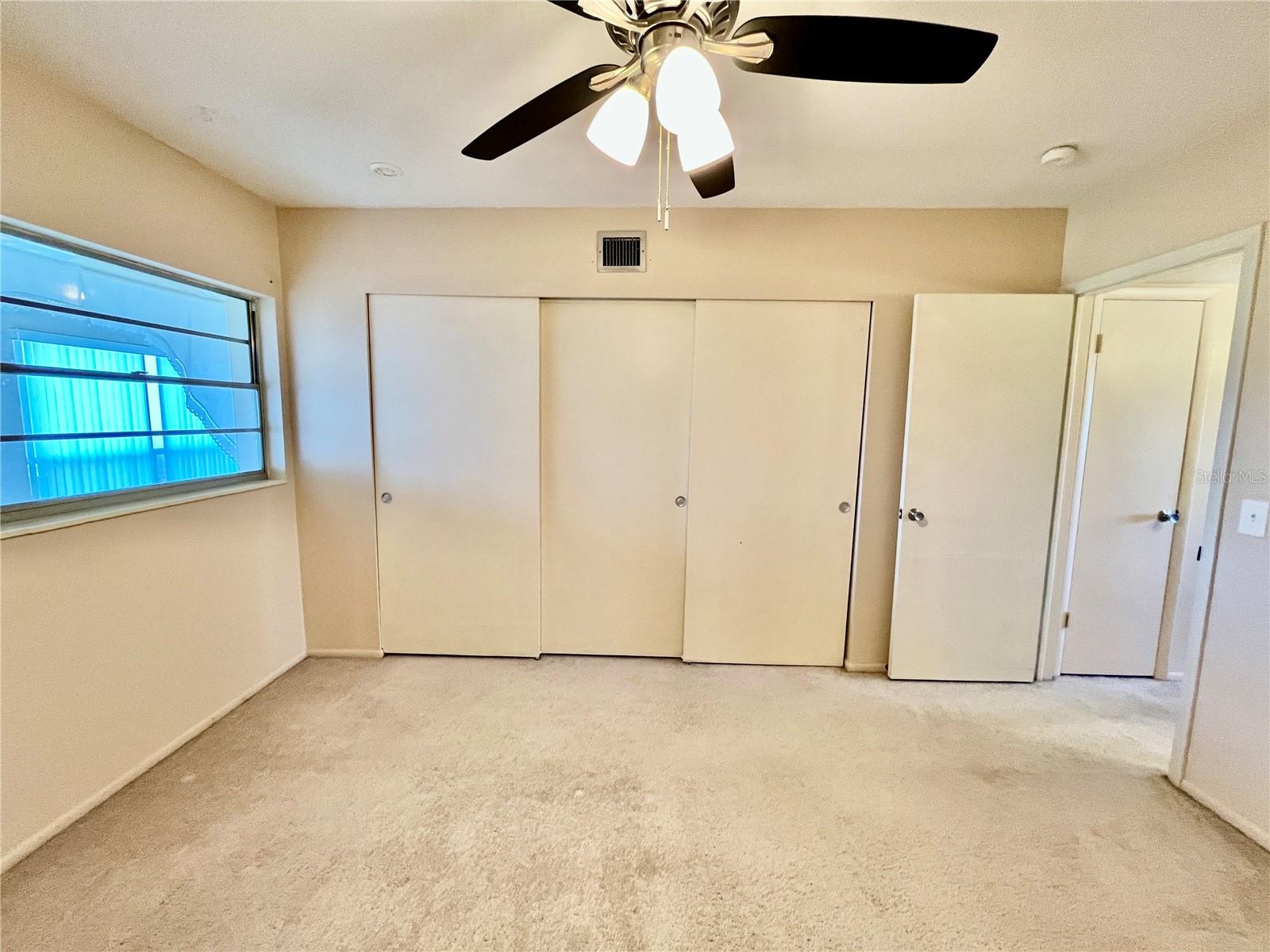 ON TOP OF THE WORLD - Residential