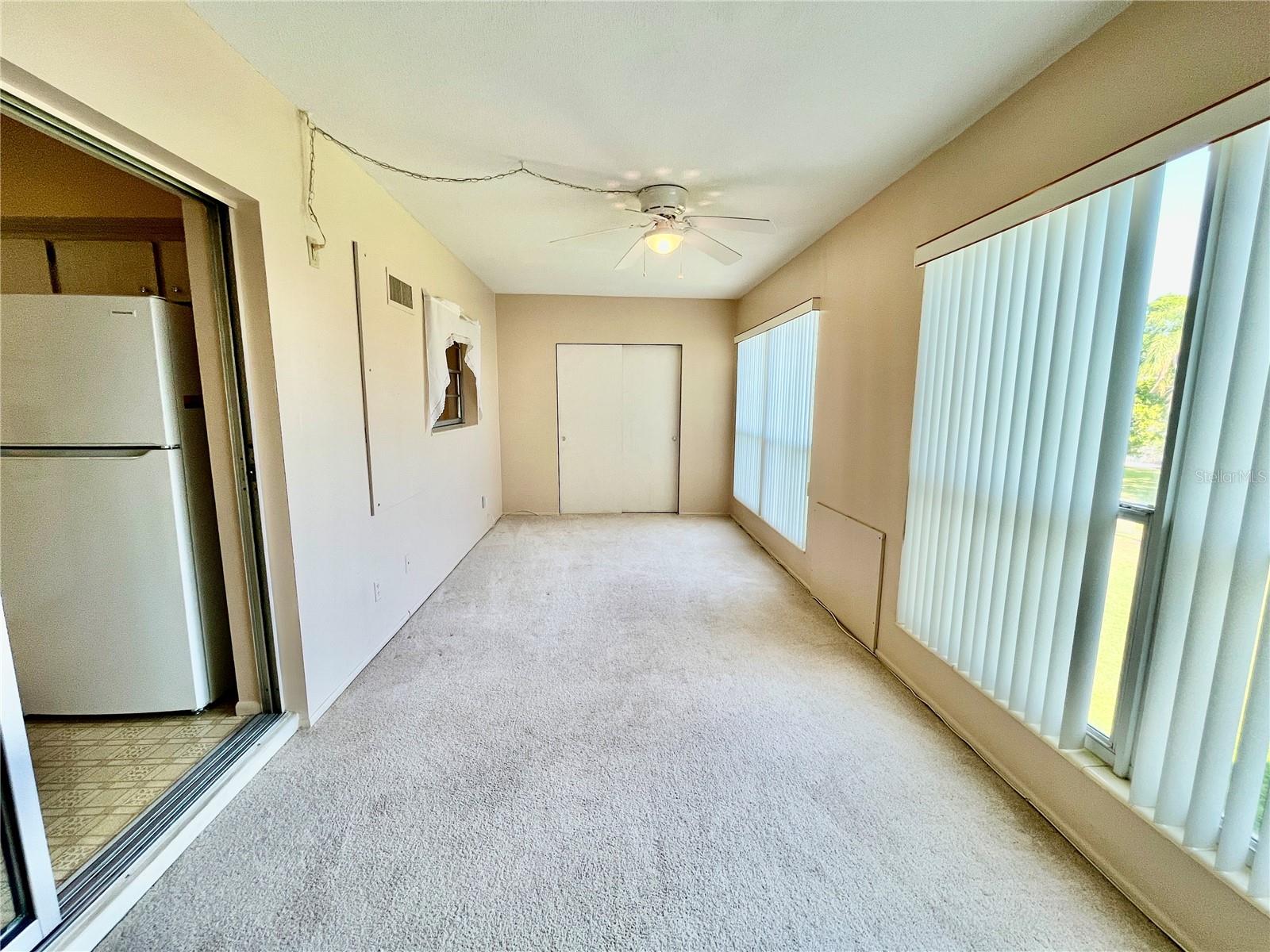 ON TOP OF THE WORLD - Residential