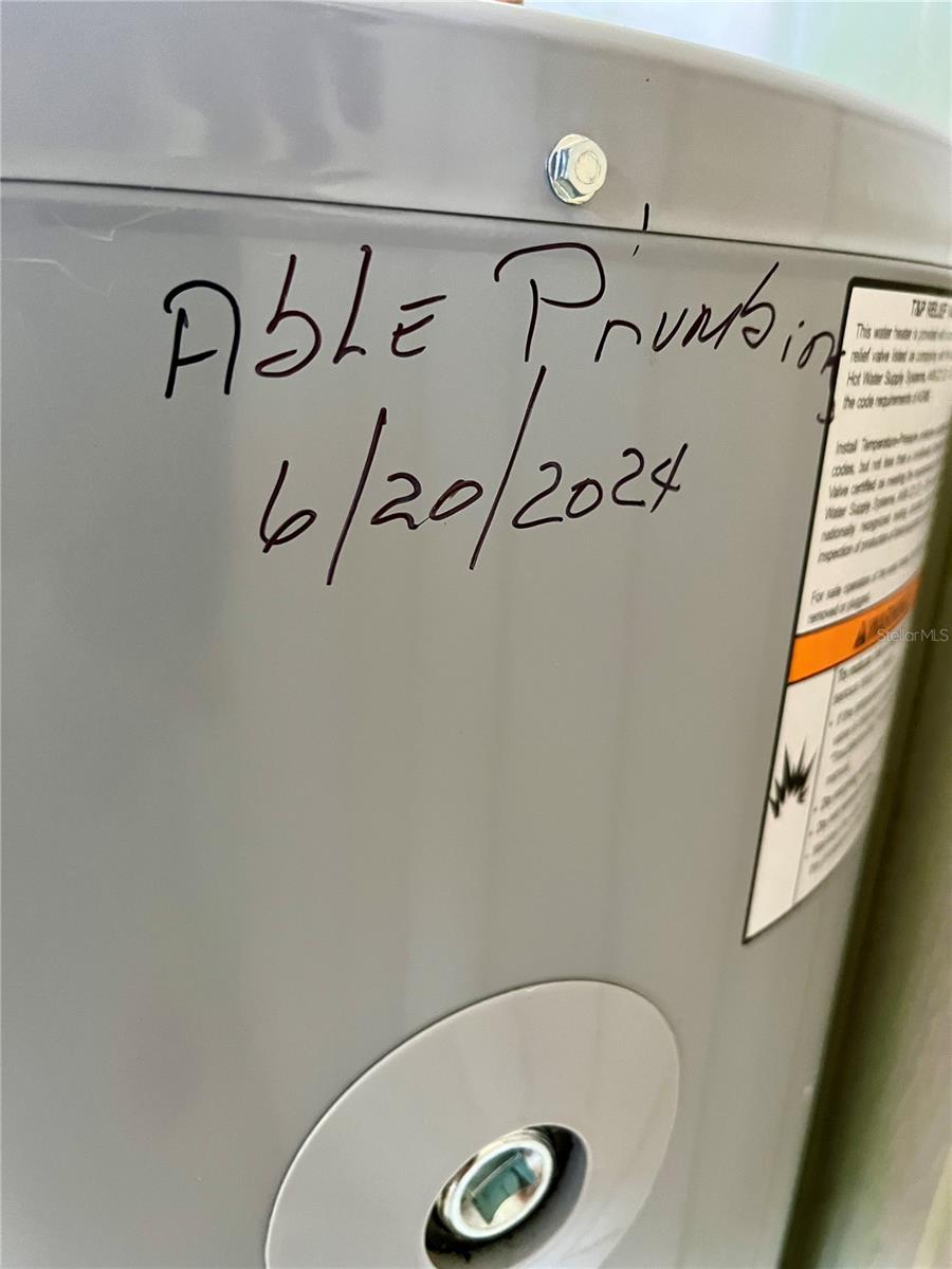 ON TOP OF THE WORLD - Residential