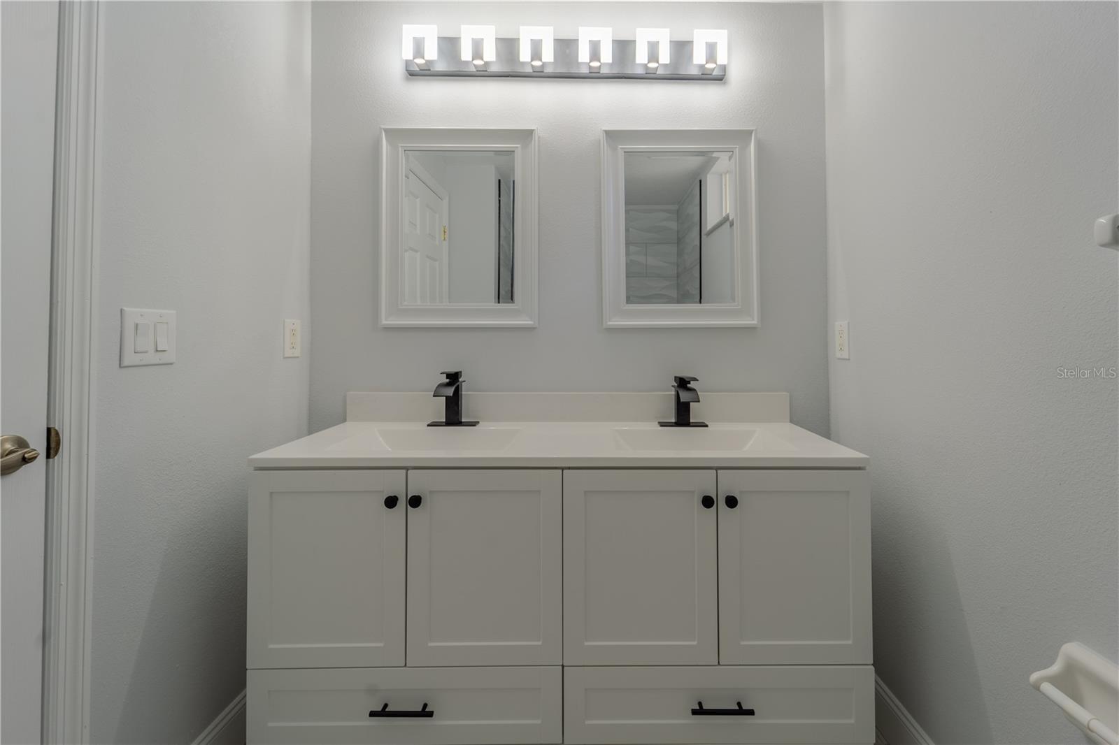 BENT OAKS UNIT 04 - Residential