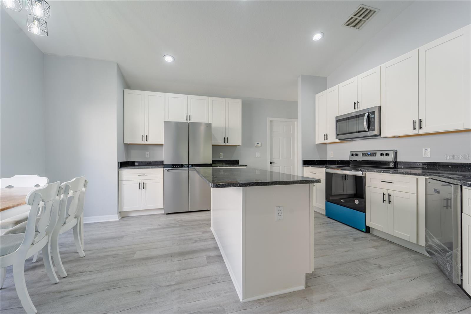 BENT OAKS UNIT 04 - Residential