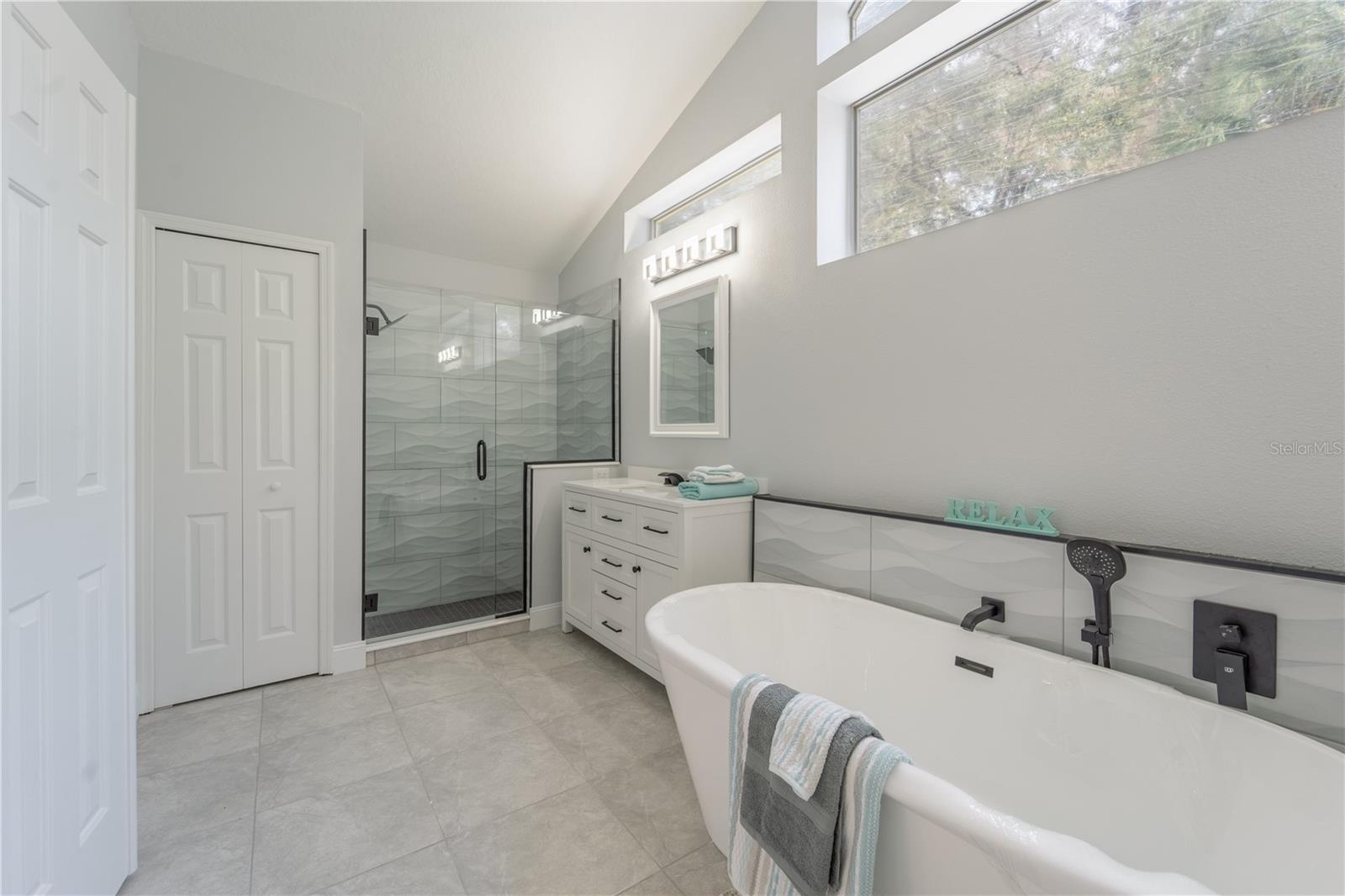 BENT OAKS UNIT 04 - Residential