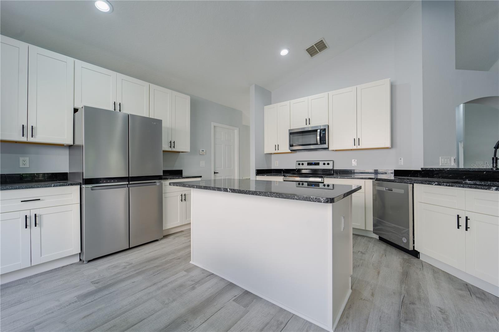 BENT OAKS UNIT 04 - Residential