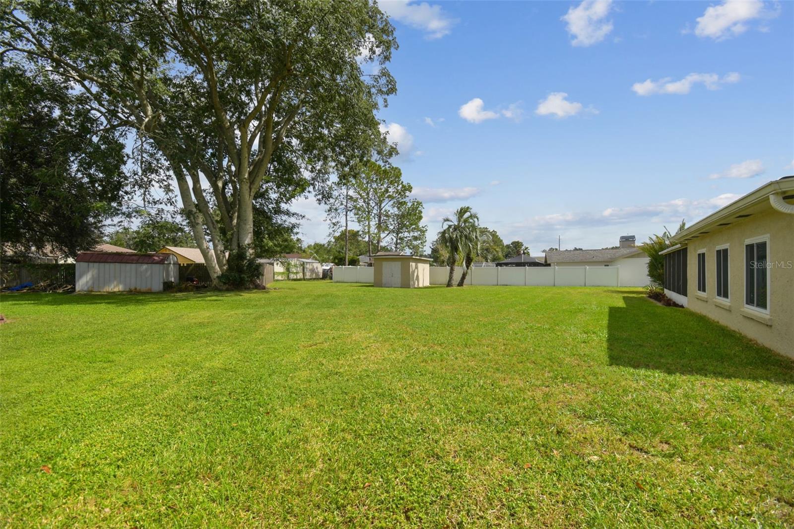 LAKE PADGETT ESTATES - Residential