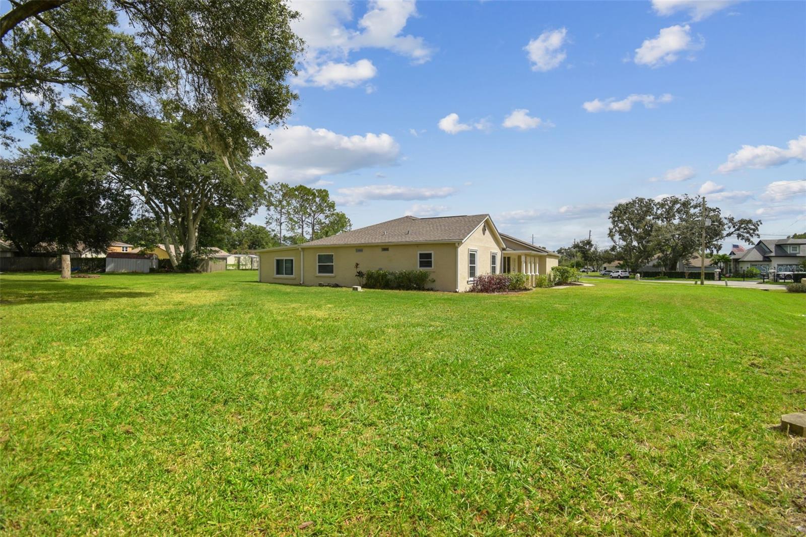 LAKE PADGETT ESTATES - Residential