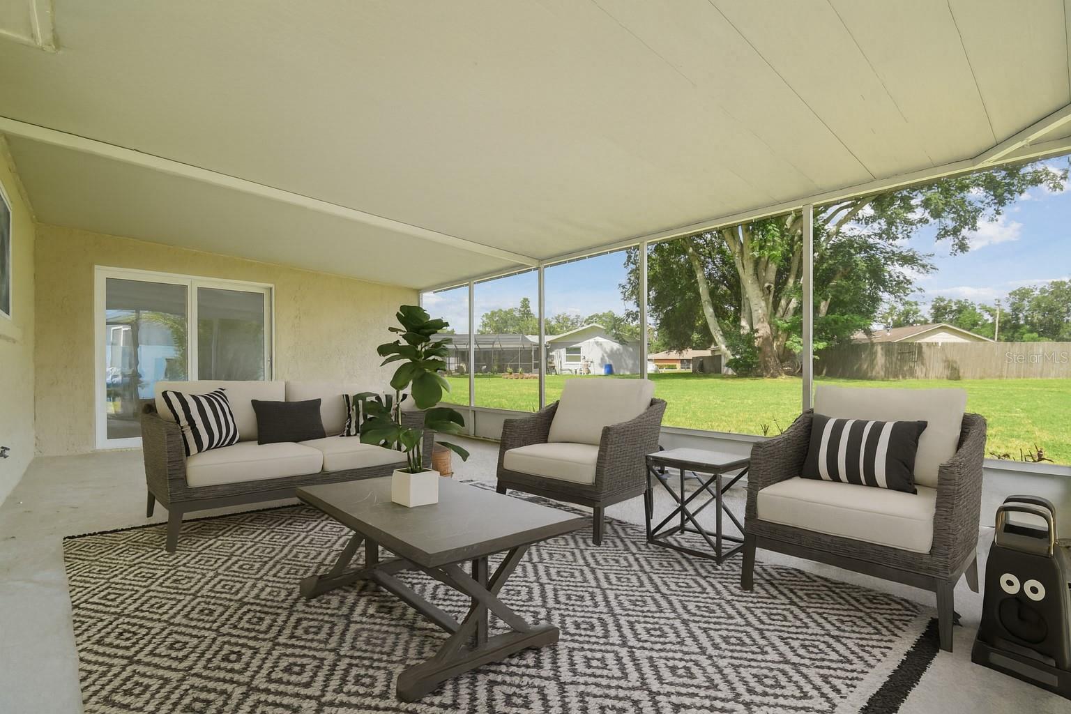 LAKE PADGETT ESTATES - Residential