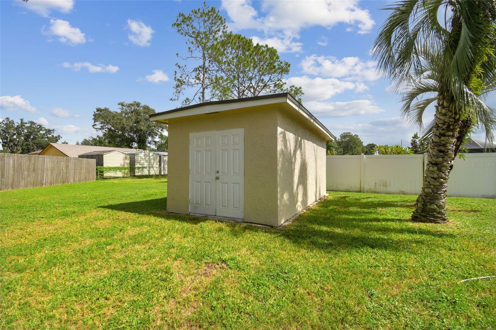 LAKE PADGETT ESTATES - Residential