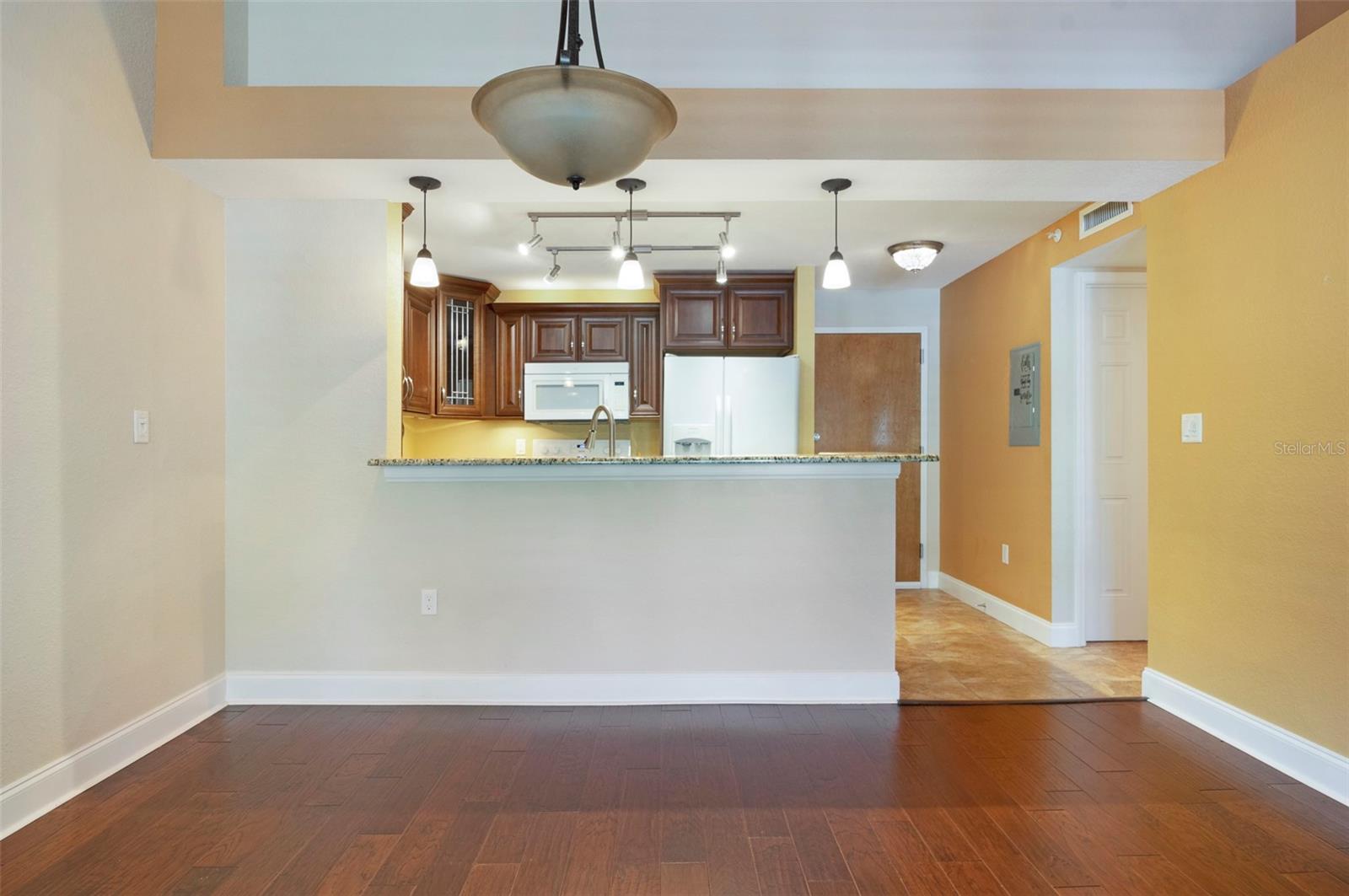 INVERNESS CONDO - Residential