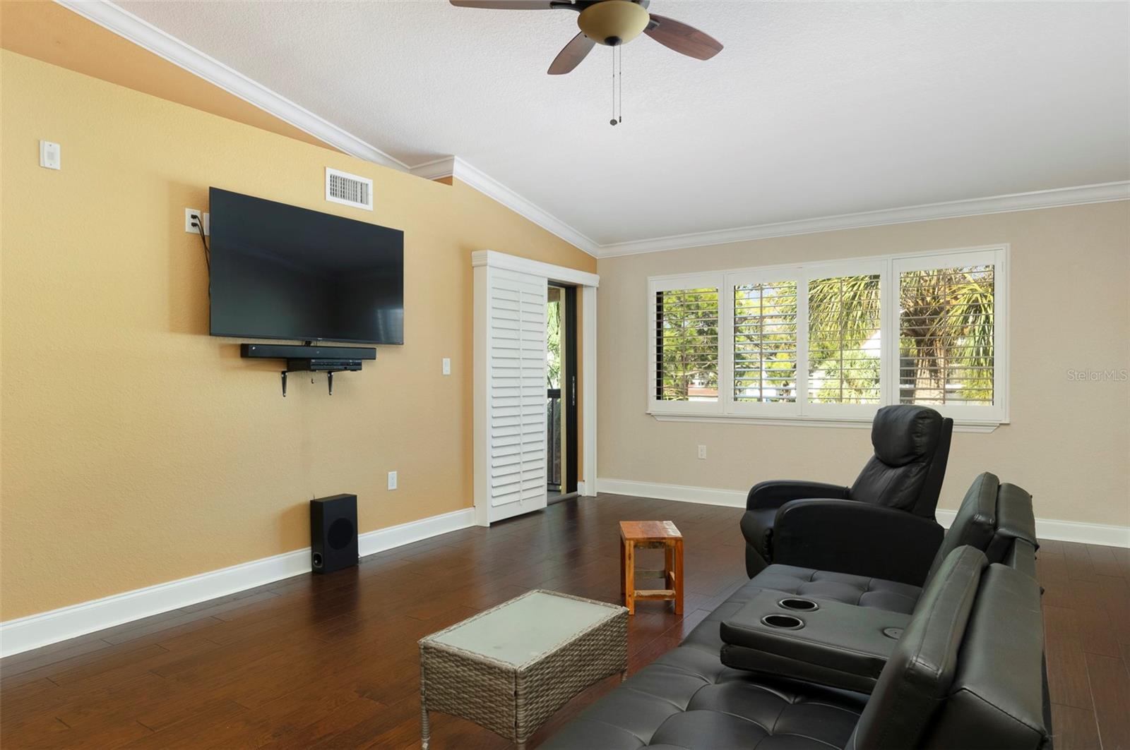 INVERNESS CONDO - Residential