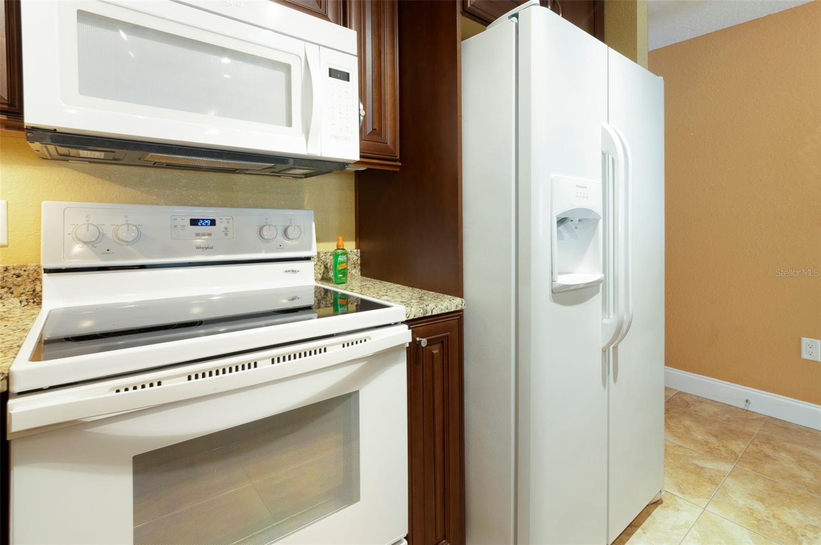 INVERNESS CONDO - Residential