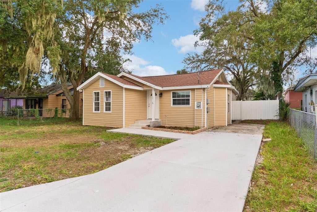Photo of 8416 N 17th Street, Tampa, FL 33604 (MLS # L4964901)