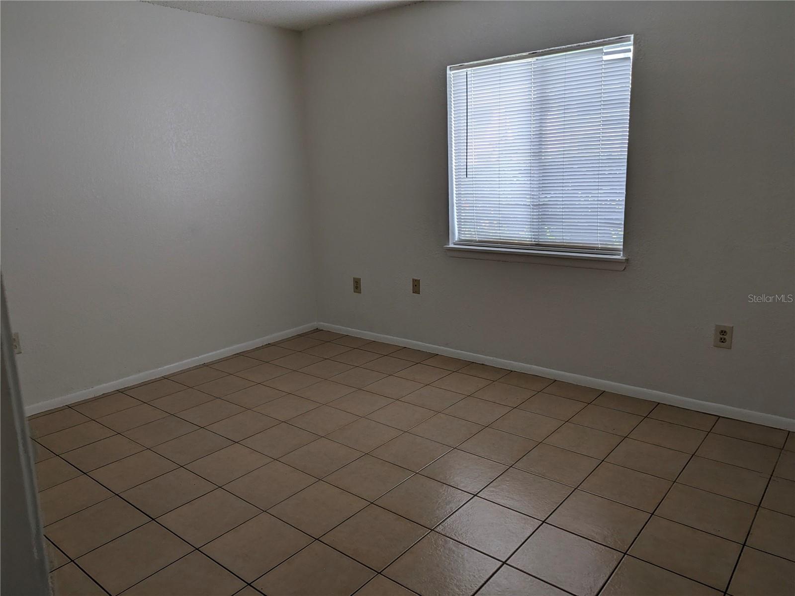 AVALON CONDO - Residential