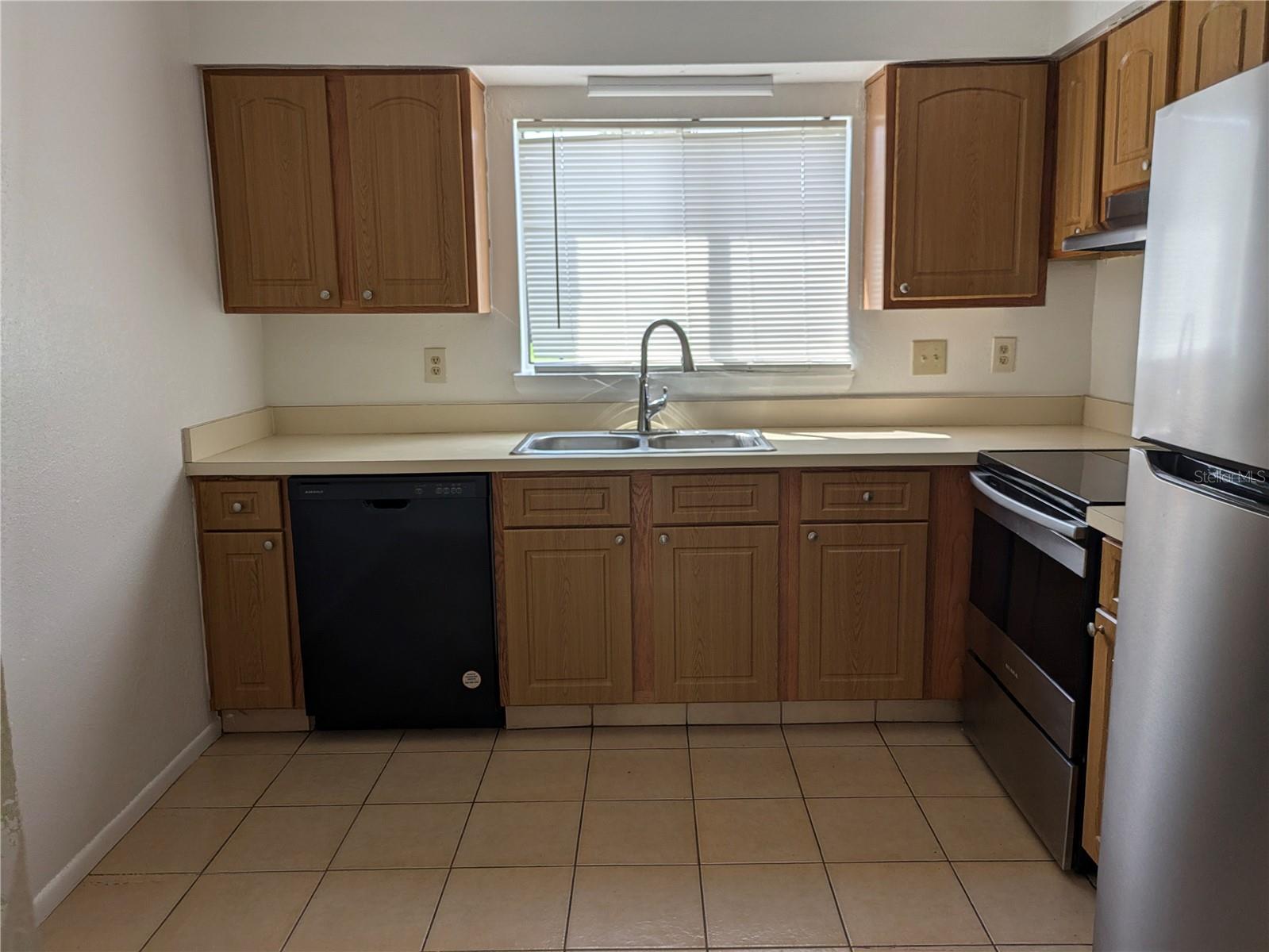 AVALON CONDO - Residential