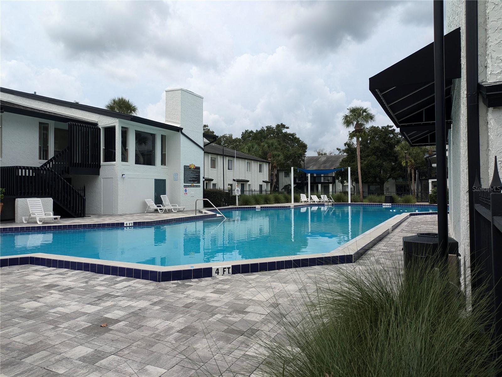 AVALON CONDO - Residential