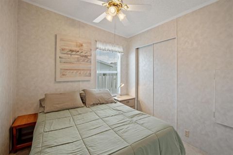 A home in FROSTPROOF