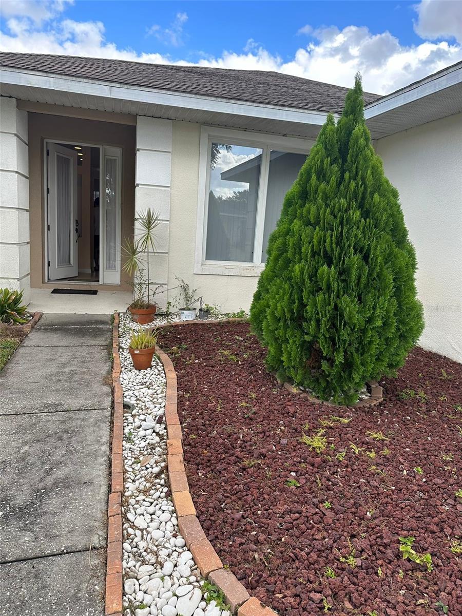 SUNSET LAKES PH 01 - Residential