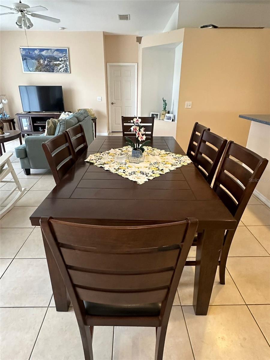 SUNSET LAKES PH 01 - Residential