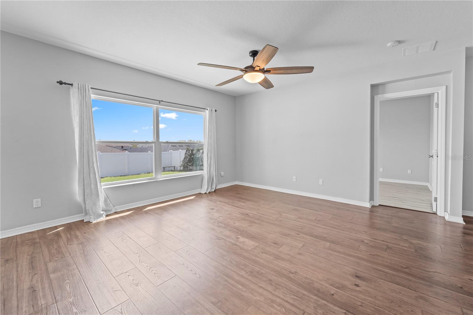 EAGLE POINTE PH III SUB - Residential