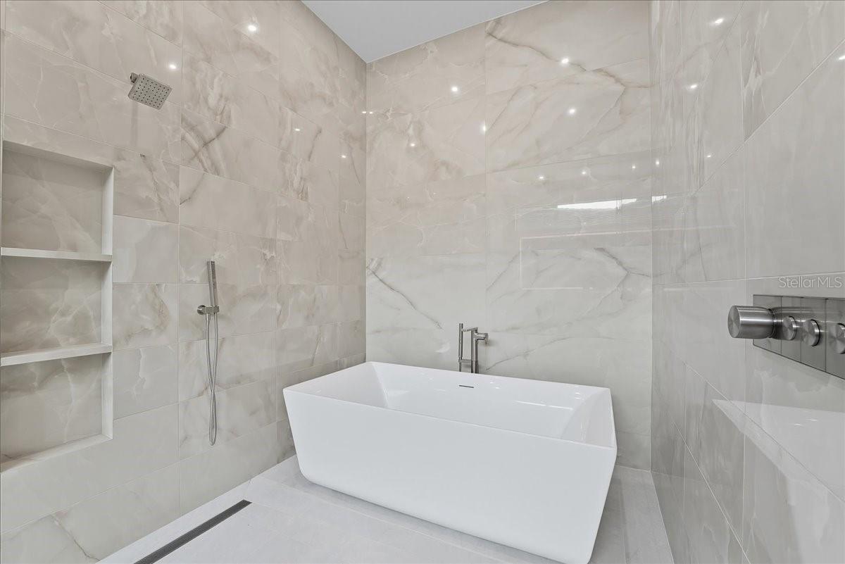 LAKE NONA ESTATES - Residential