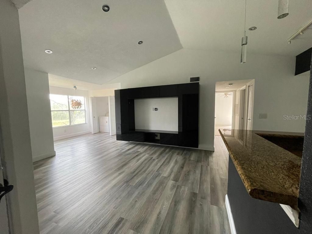 Photo of 5140 Conroy Road #37, Orlando, FL 32811 (MLS # O6351756)