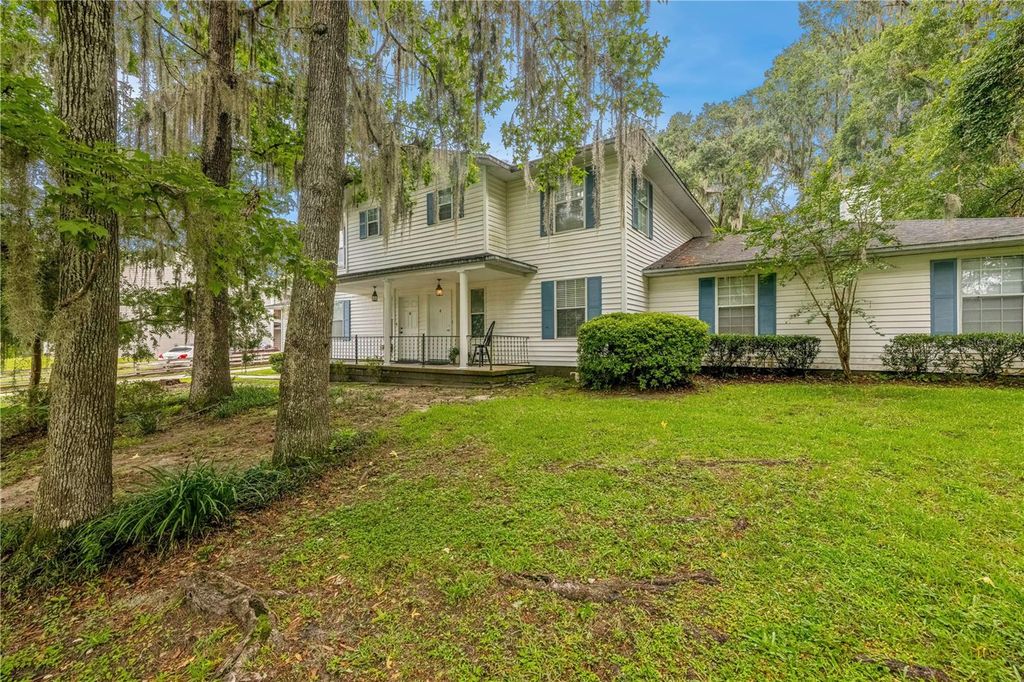 Photo of 2720 NW 104th Court #C, Gainesville, FL 32606 (MLS # GC532171)