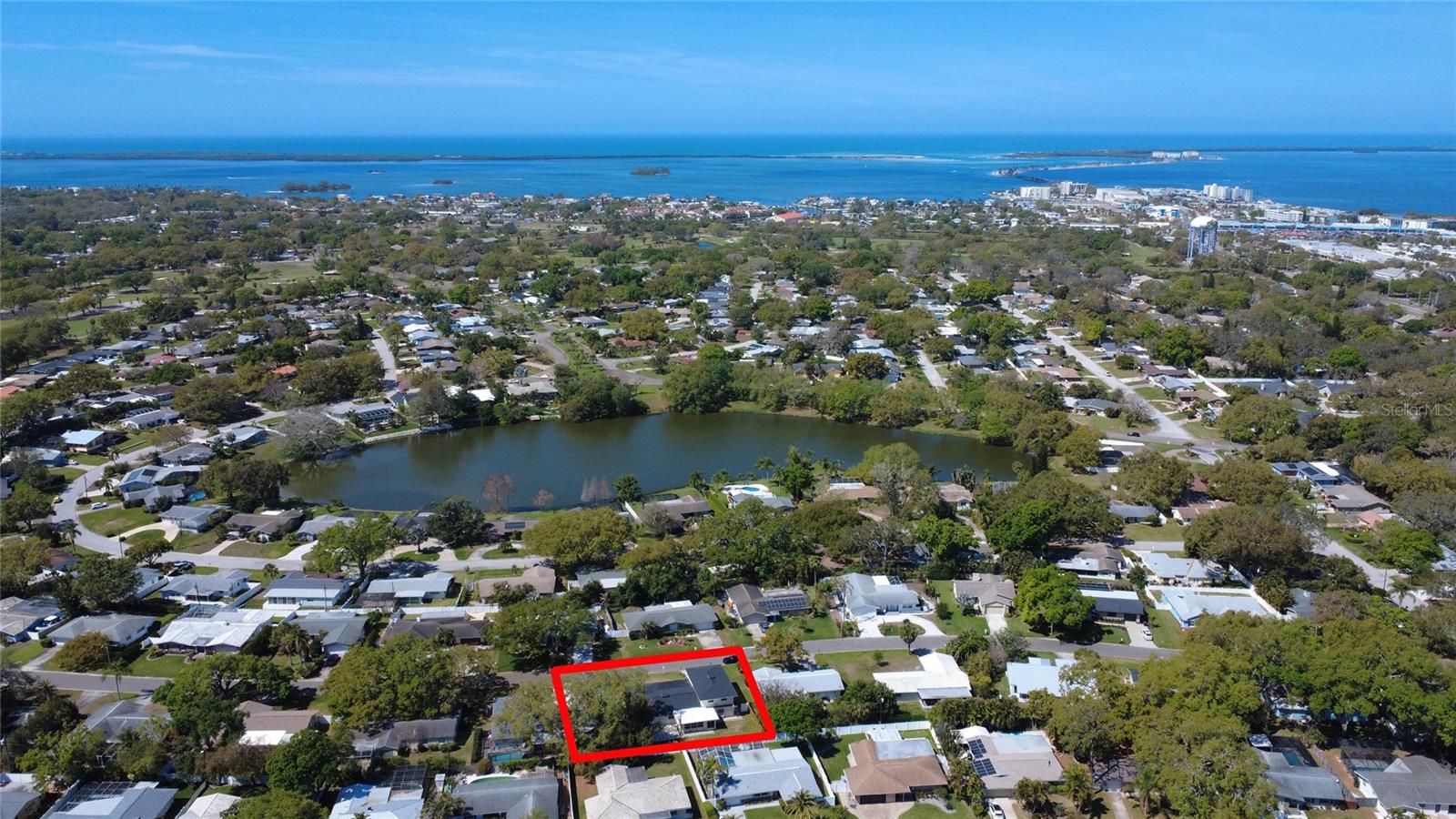 FAIRWAY ESTATES 4TH ADD - Residential
